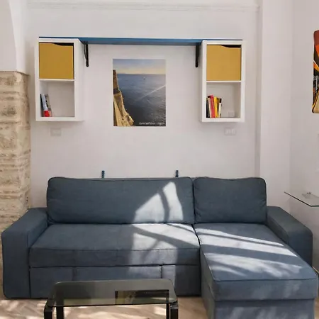 A Casa Di Mario, Historic Center * Napels