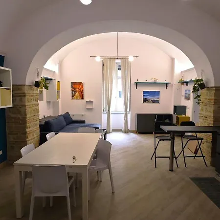 A Casa Di Mario, Historic Center * Νάπολη