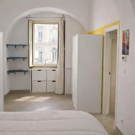 Appartement A Casa Di Mario, Historic Center Napels