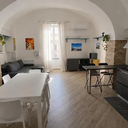 Apartment A Casa Di Mario, Historic Center